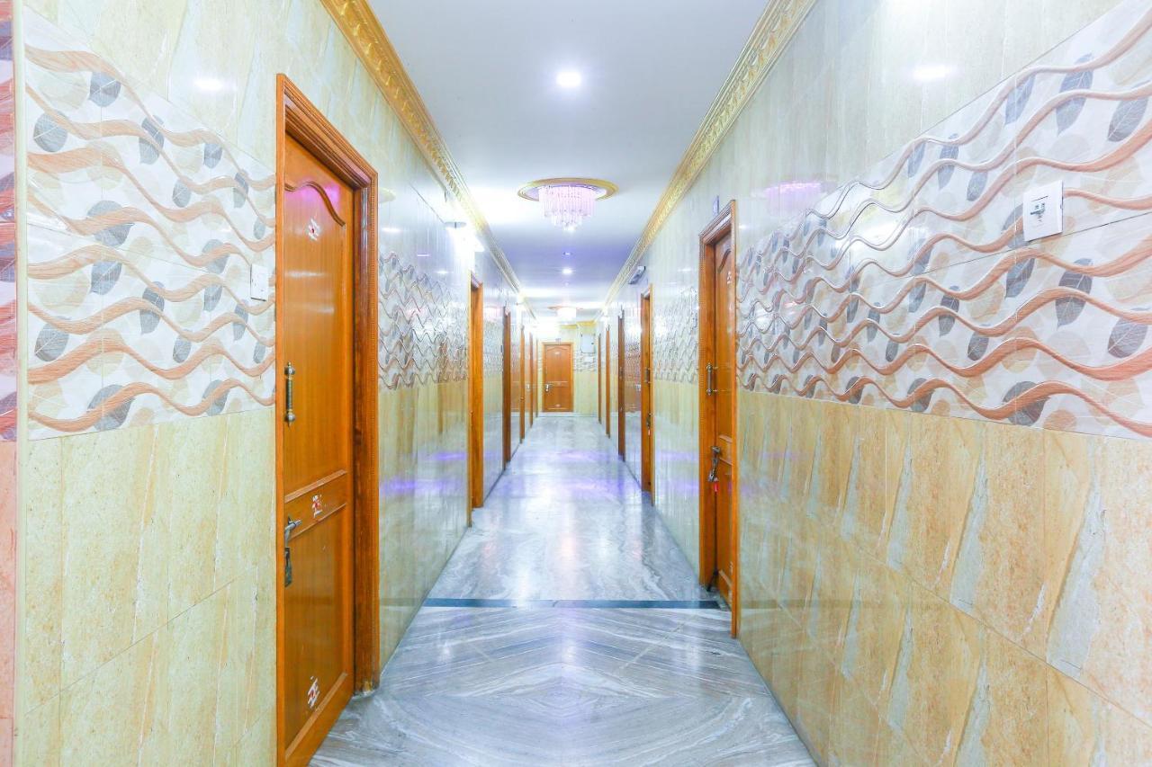 Oyo 68796 Shanthi Mahal チェンナイ エクステリア 写真