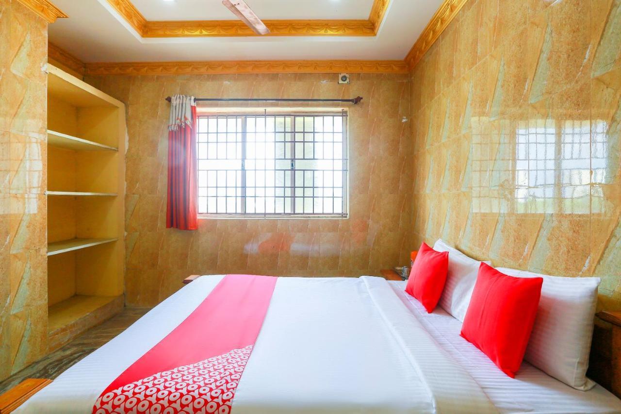 Oyo 68796 Shanthi Mahal チェンナイ エクステリア 写真
